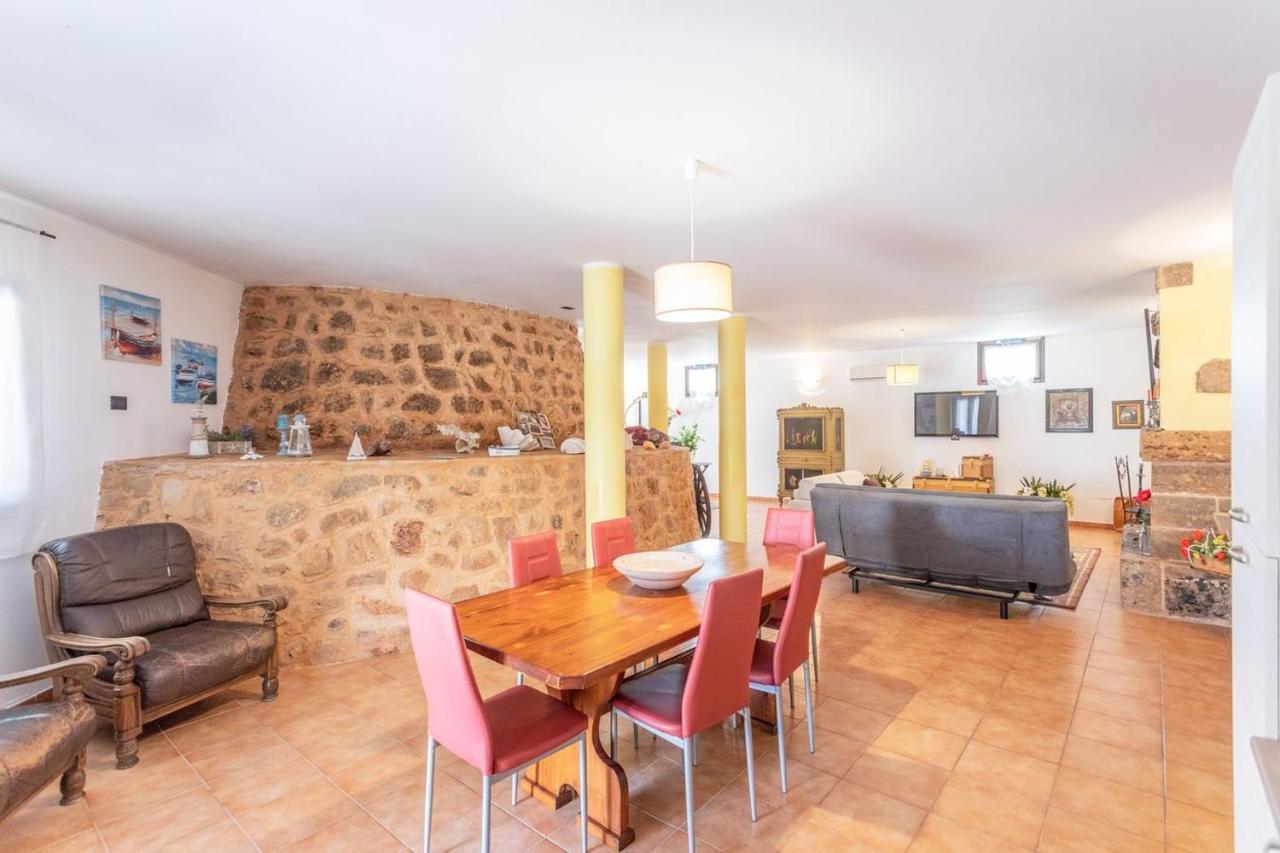 Capilungo Villa Stracca Con Ampio Spazio Esterno מראה חיצוני תמונה